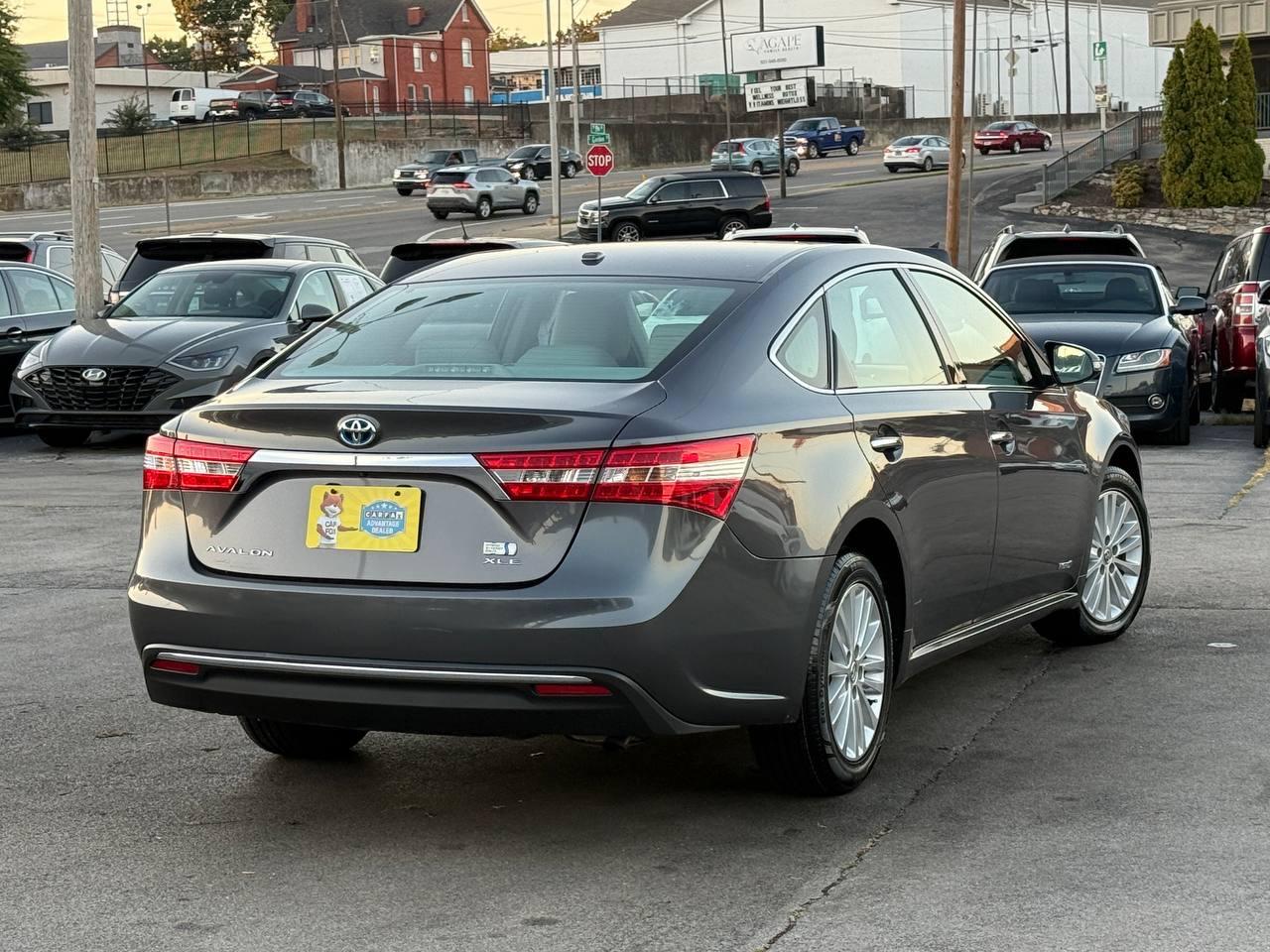 Toyota Avalon Hybrid XLE Premium 2014