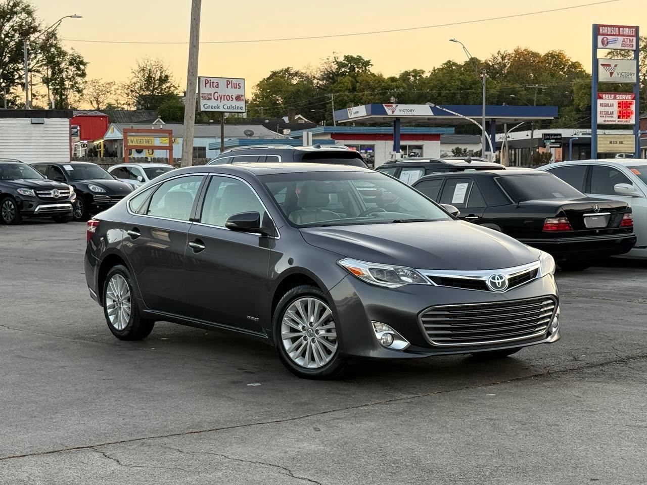 Toyota Avalon Hybrid XLE Premium 2014