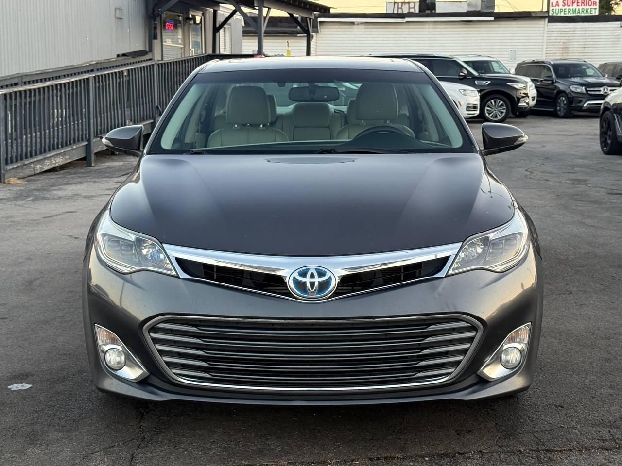 Toyota Avalon Hybrid XLE Premium 2014