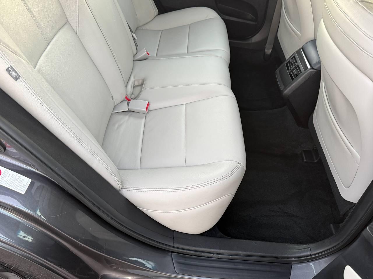 Toyota Avalon Hybrid XLE Premium 2014