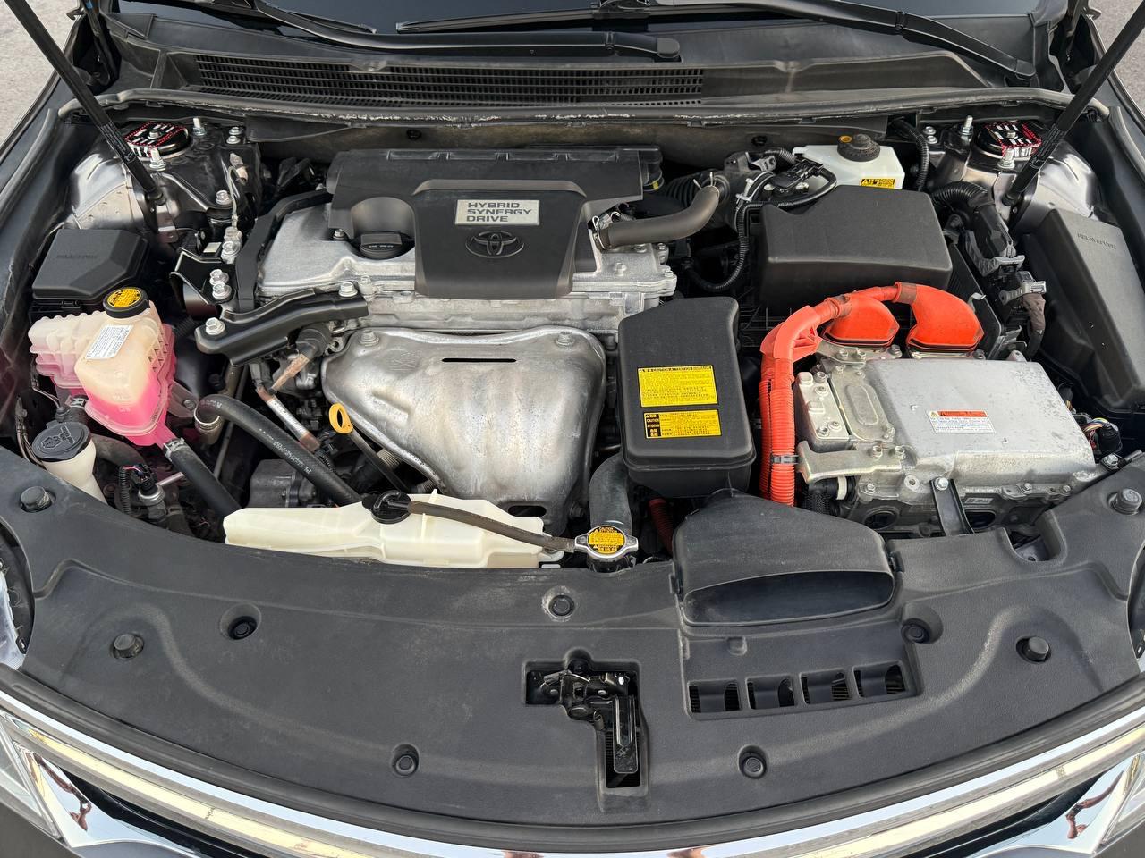 Toyota Avalon Hybrid XLE Premium 2014
