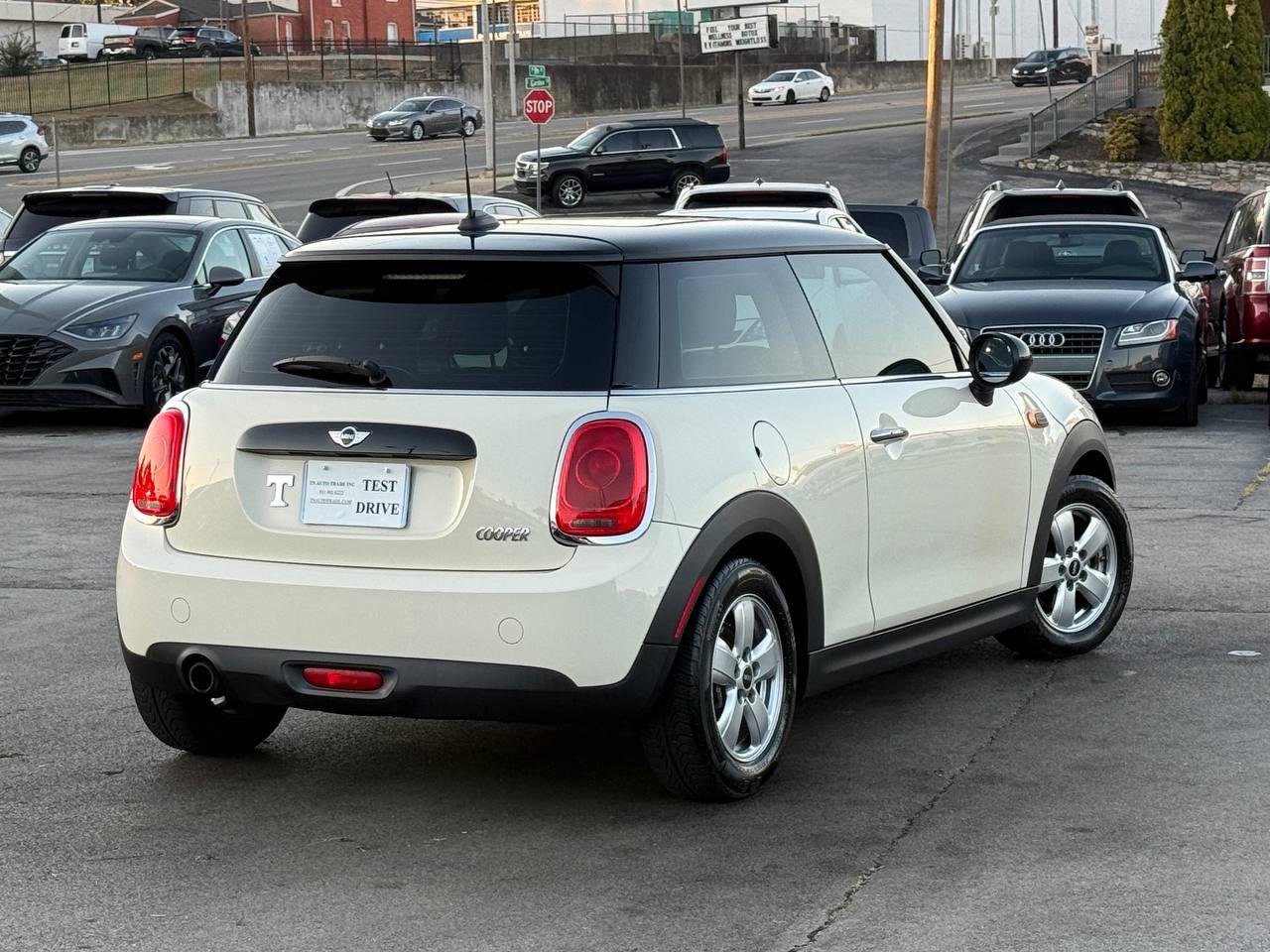 MINI Cooper 3-Door 2016