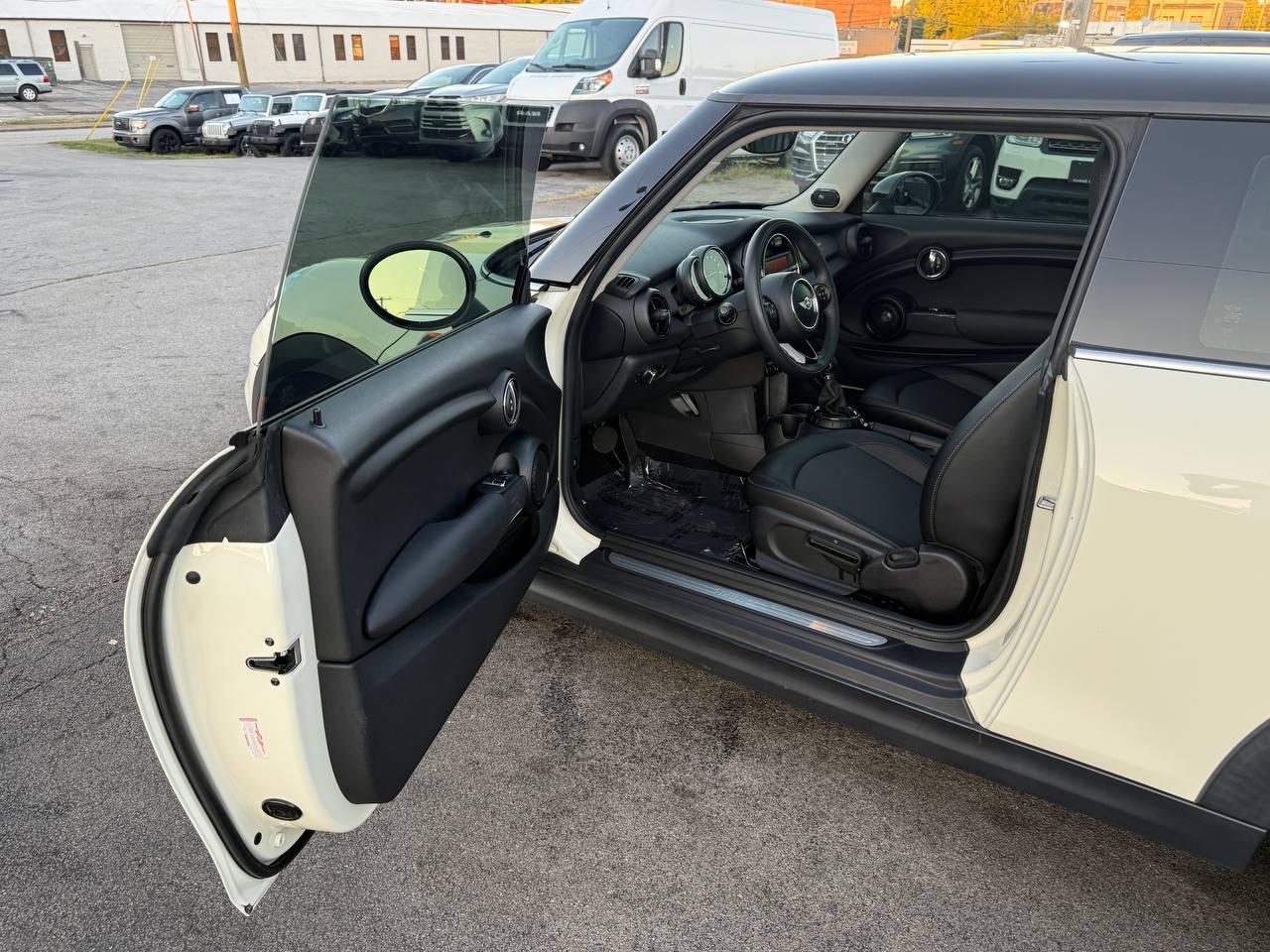 MINI Cooper 3-Door 2016