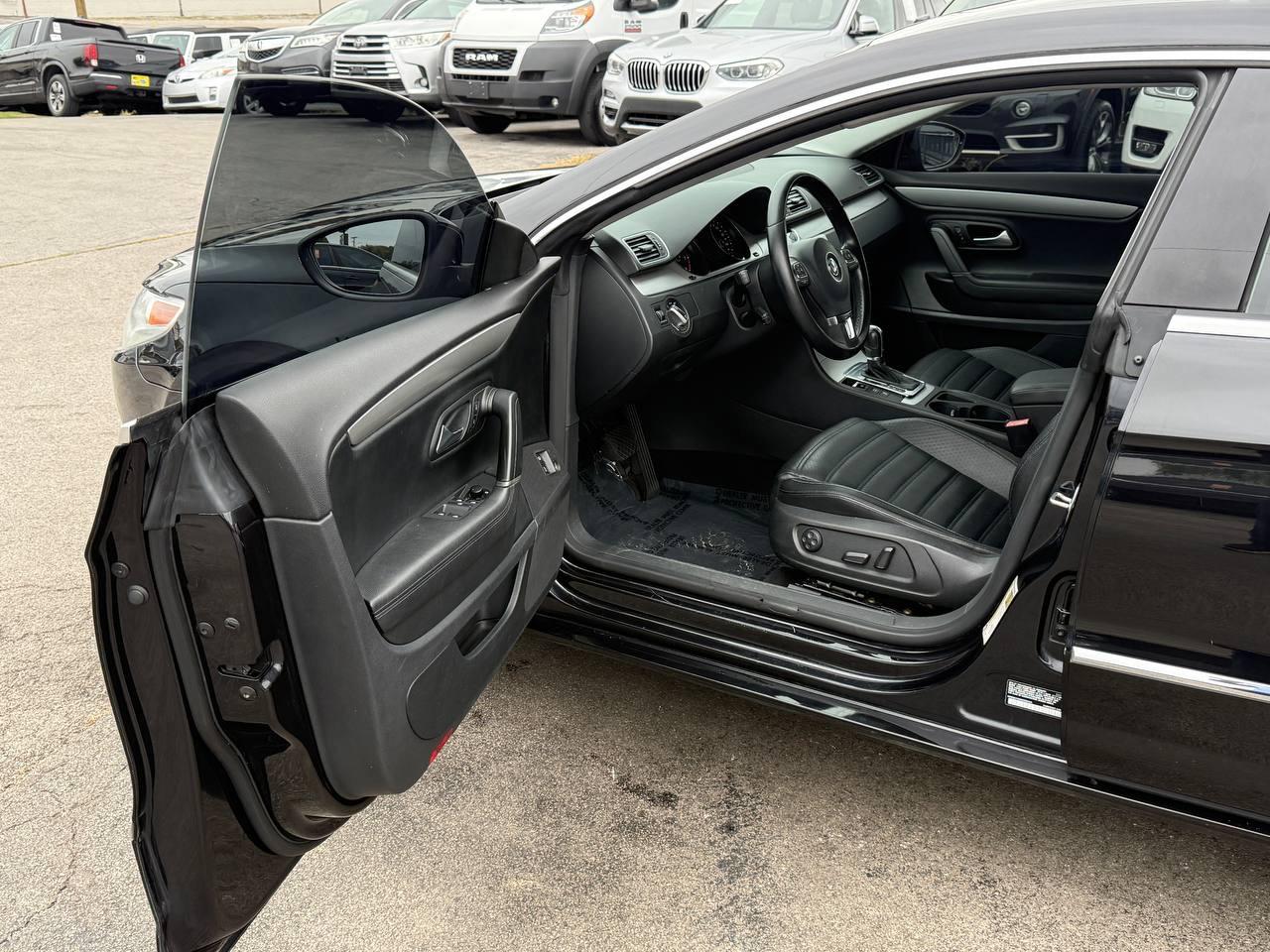 Volkswagen CC Sport PZEV 2012