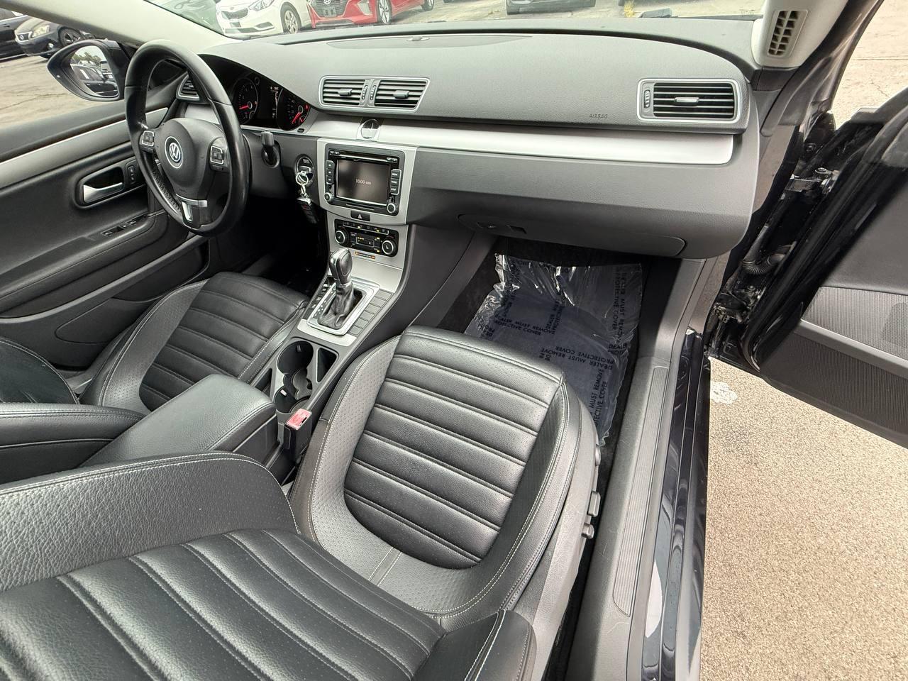 Volkswagen CC Sport PZEV 2012