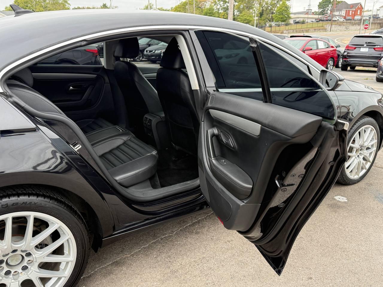 Volkswagen CC Sport PZEV 2012