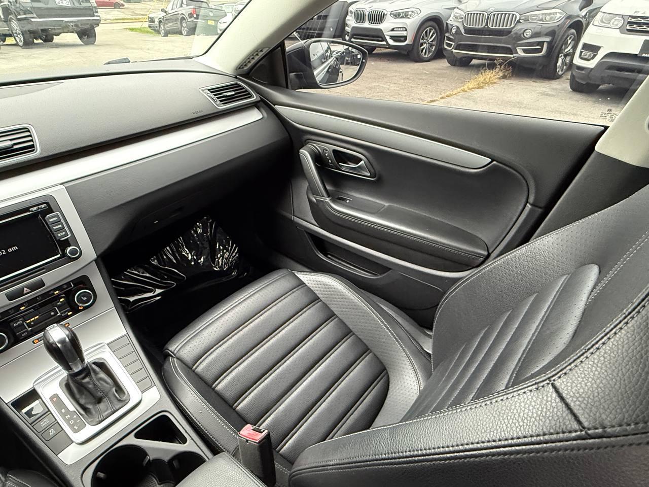 Volkswagen CC Sport PZEV 2012