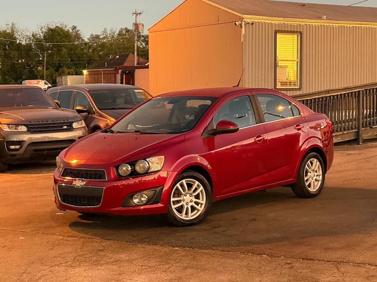Chevrolet Sonic 2LT Sedan 2012