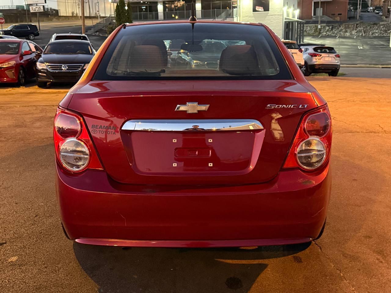 Chevrolet Sonic 2LT Sedan 2012