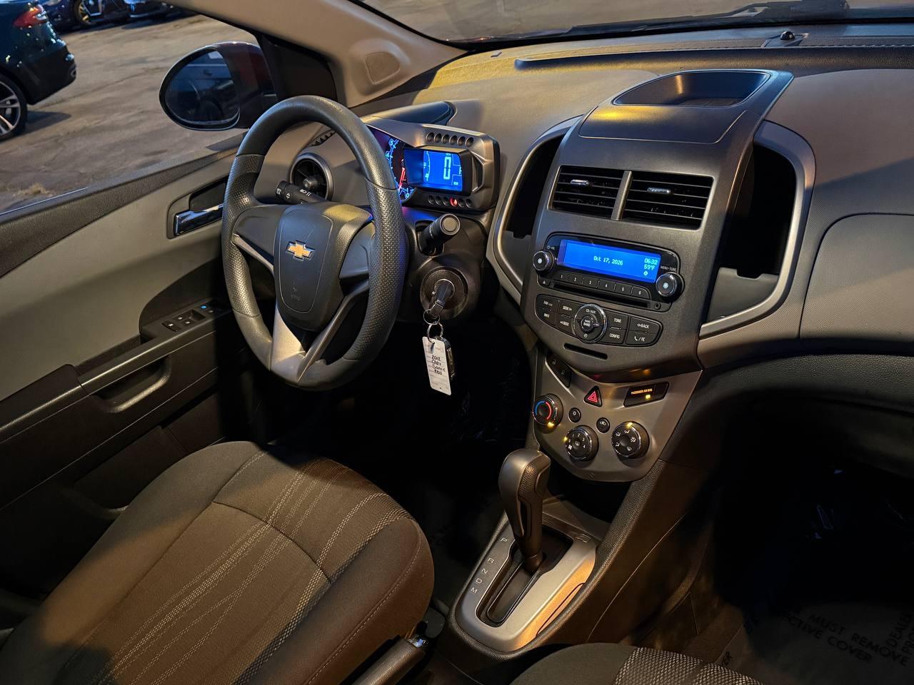 Chevrolet Sonic 2LT Sedan 2012
