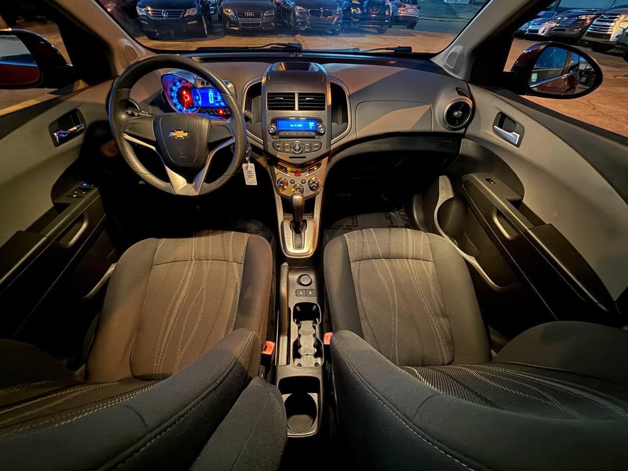 Chevrolet Sonic 2LT Sedan 2012