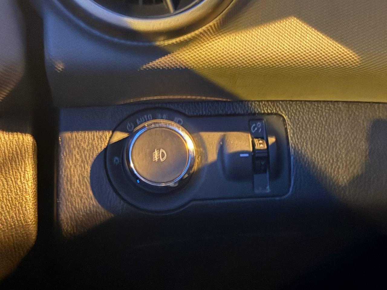 Chevrolet Sonic 2LT Sedan 2012