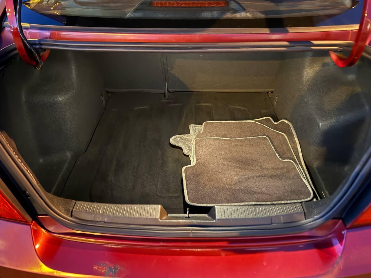 Chevrolet Sonic 2LT Sedan 2012
