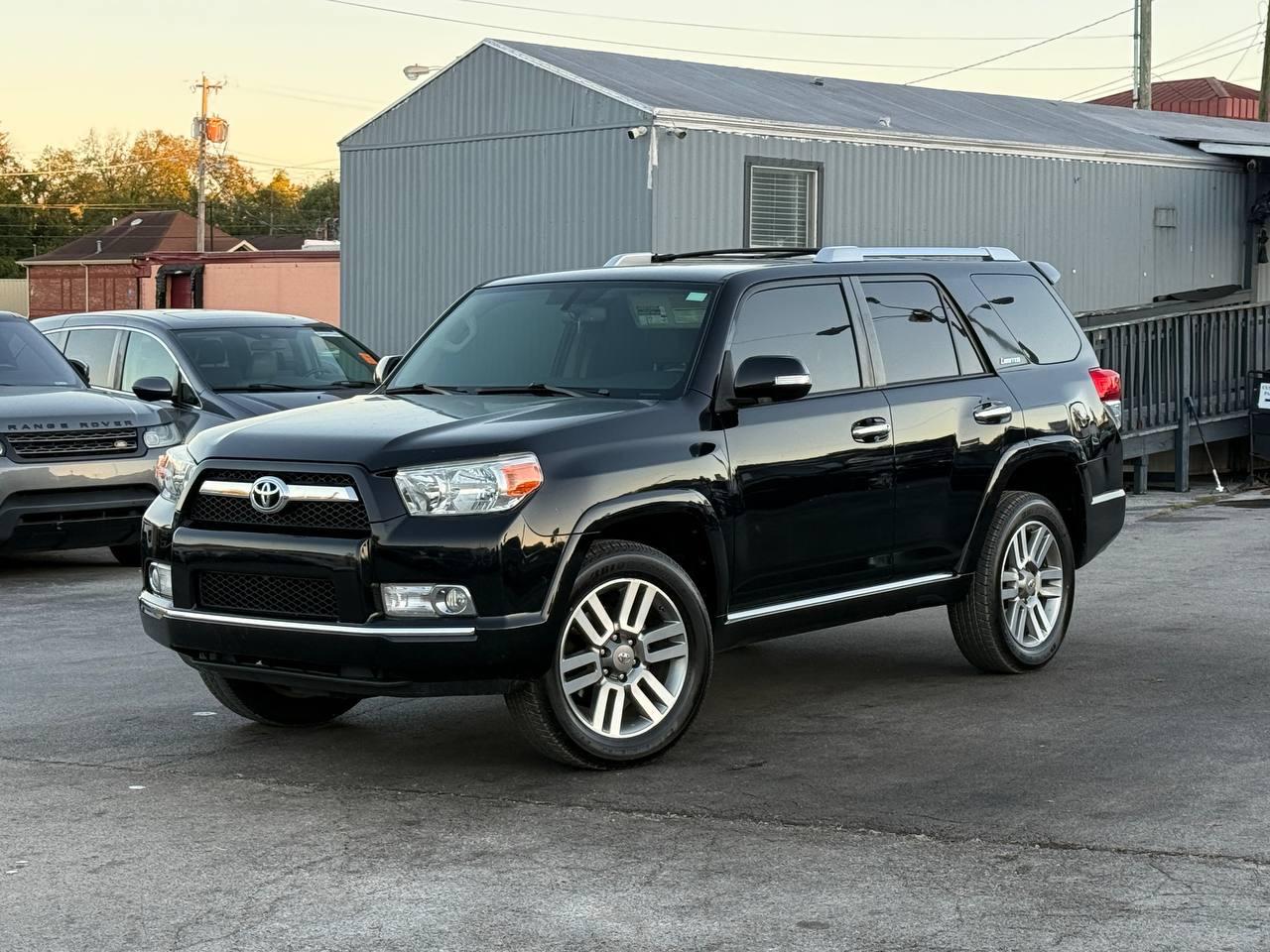 Toyota 4Runner Limited 4WD V6 2012