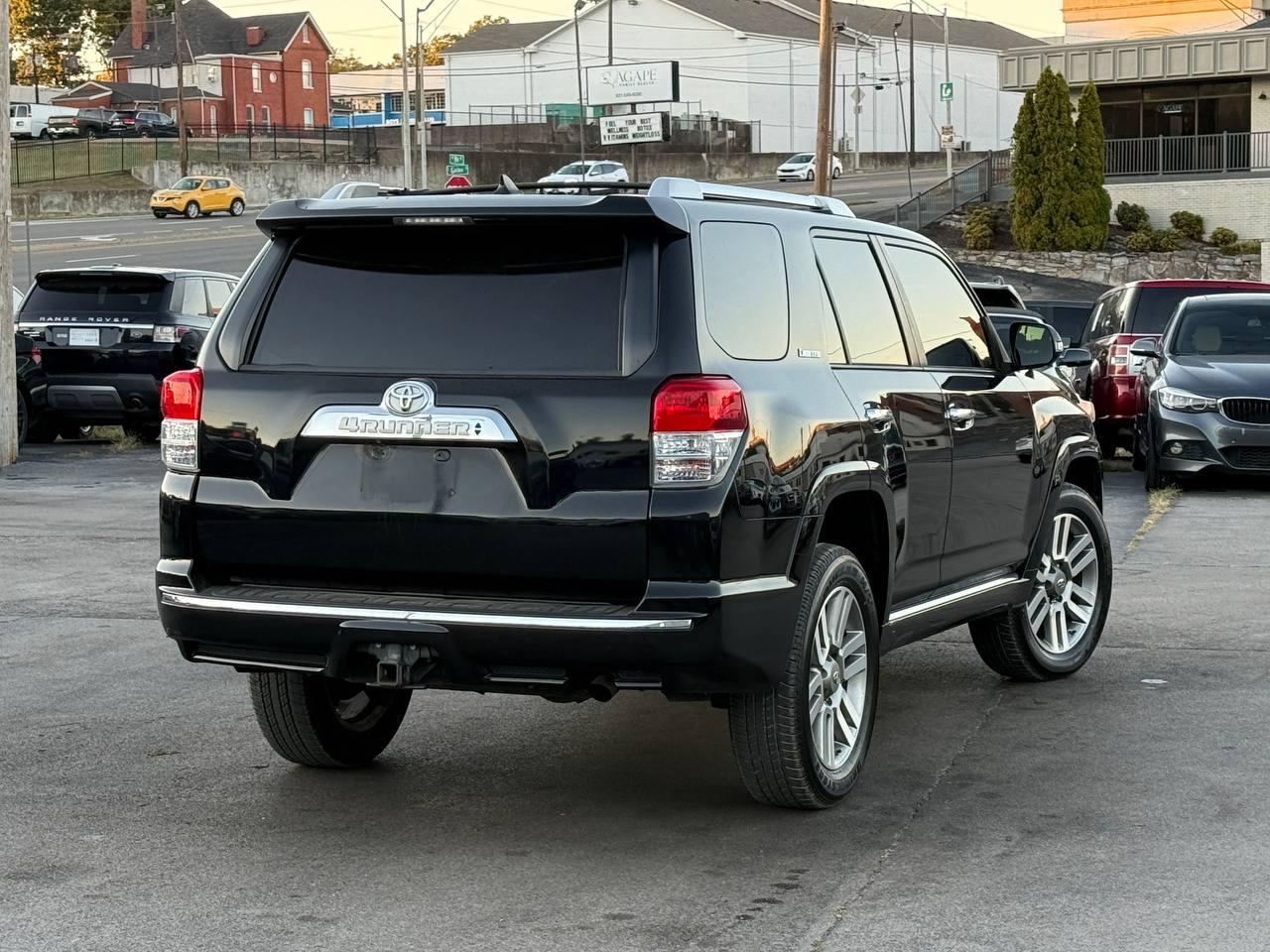 Toyota 4Runner Limited 4WD V6 2012