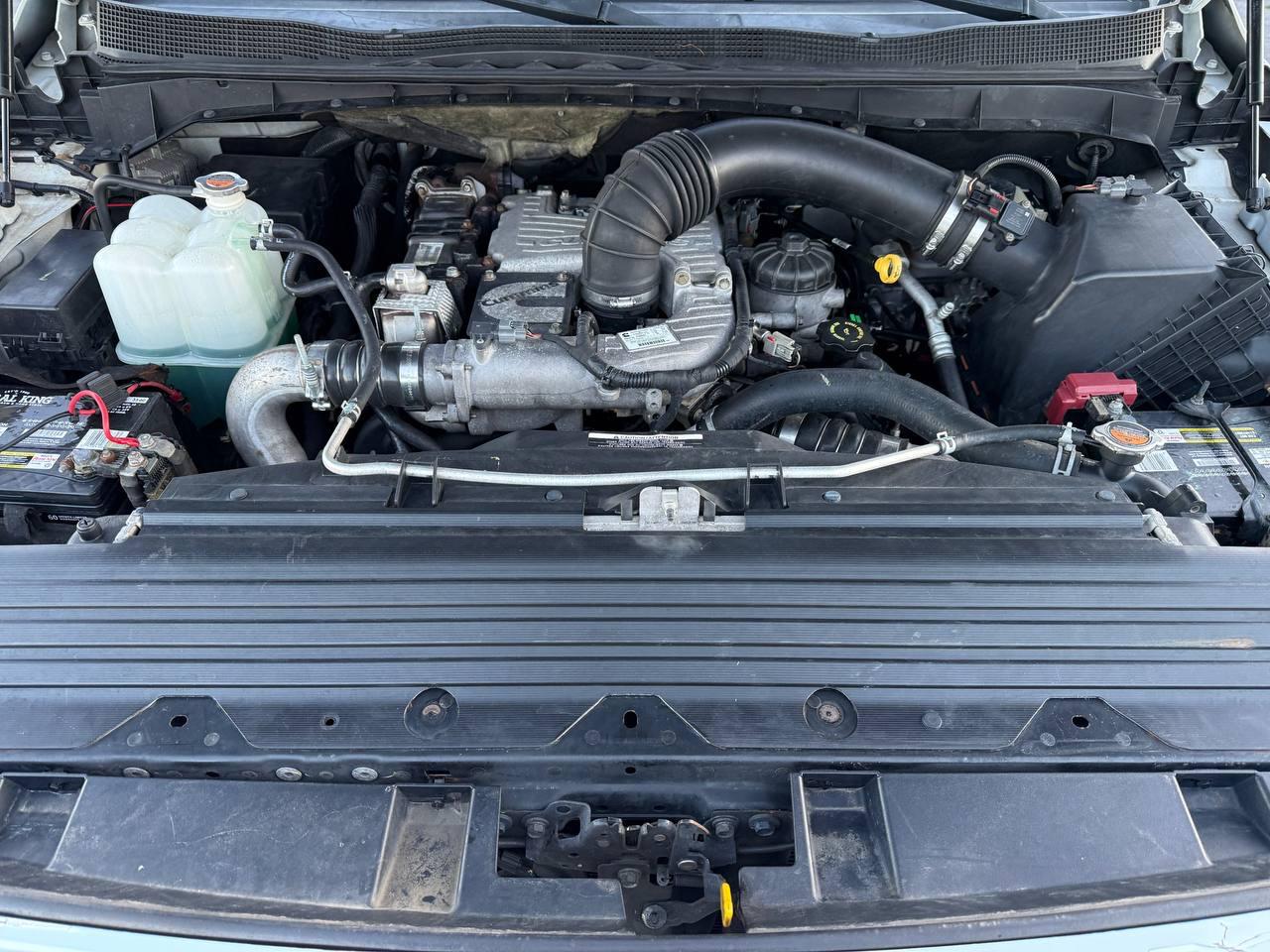 Nissan Titan XD SL 4WD Diesel 2016