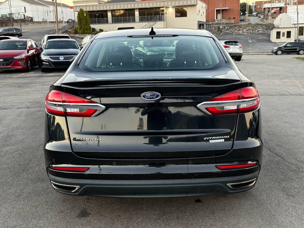 Ford Fusion Titanium 2019
