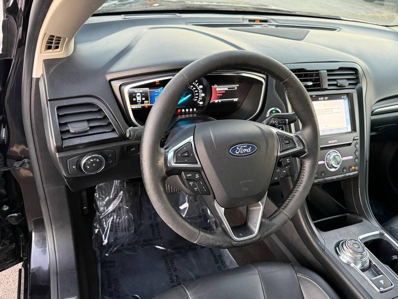 Ford Fusion Titanium 2019