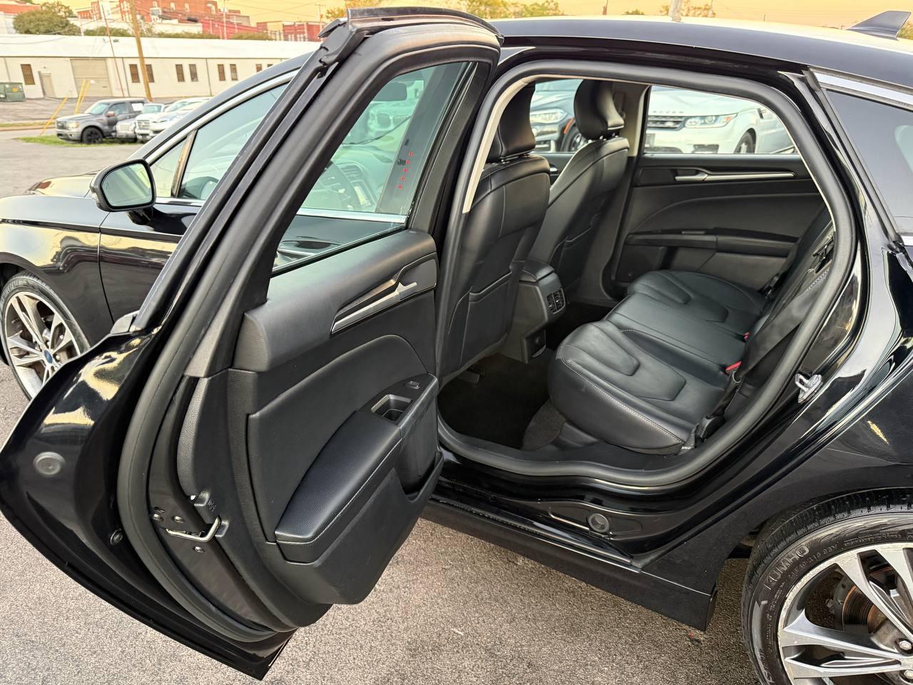 Ford Fusion Titanium 2019