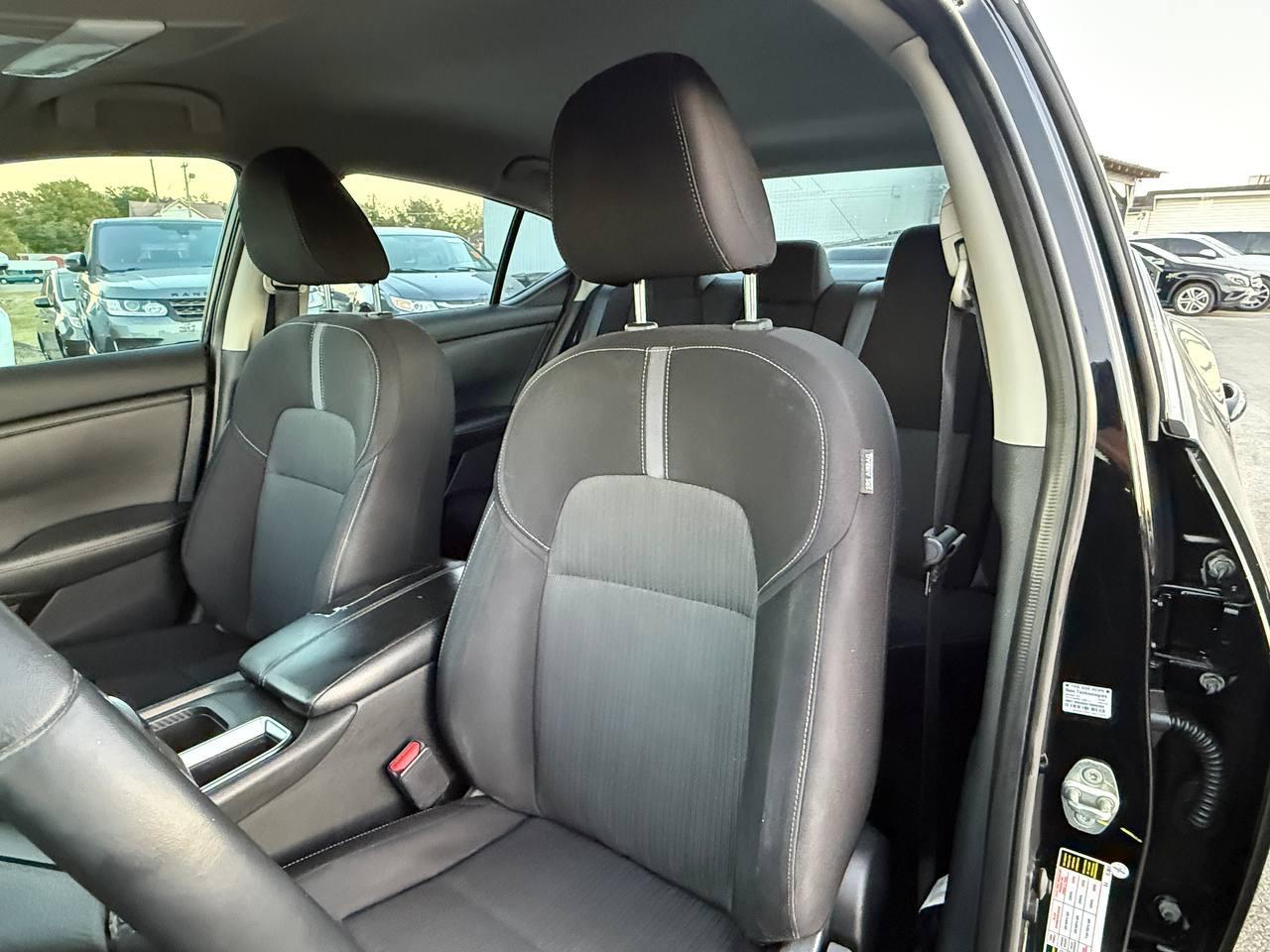 Nissan Sentra SV 2020