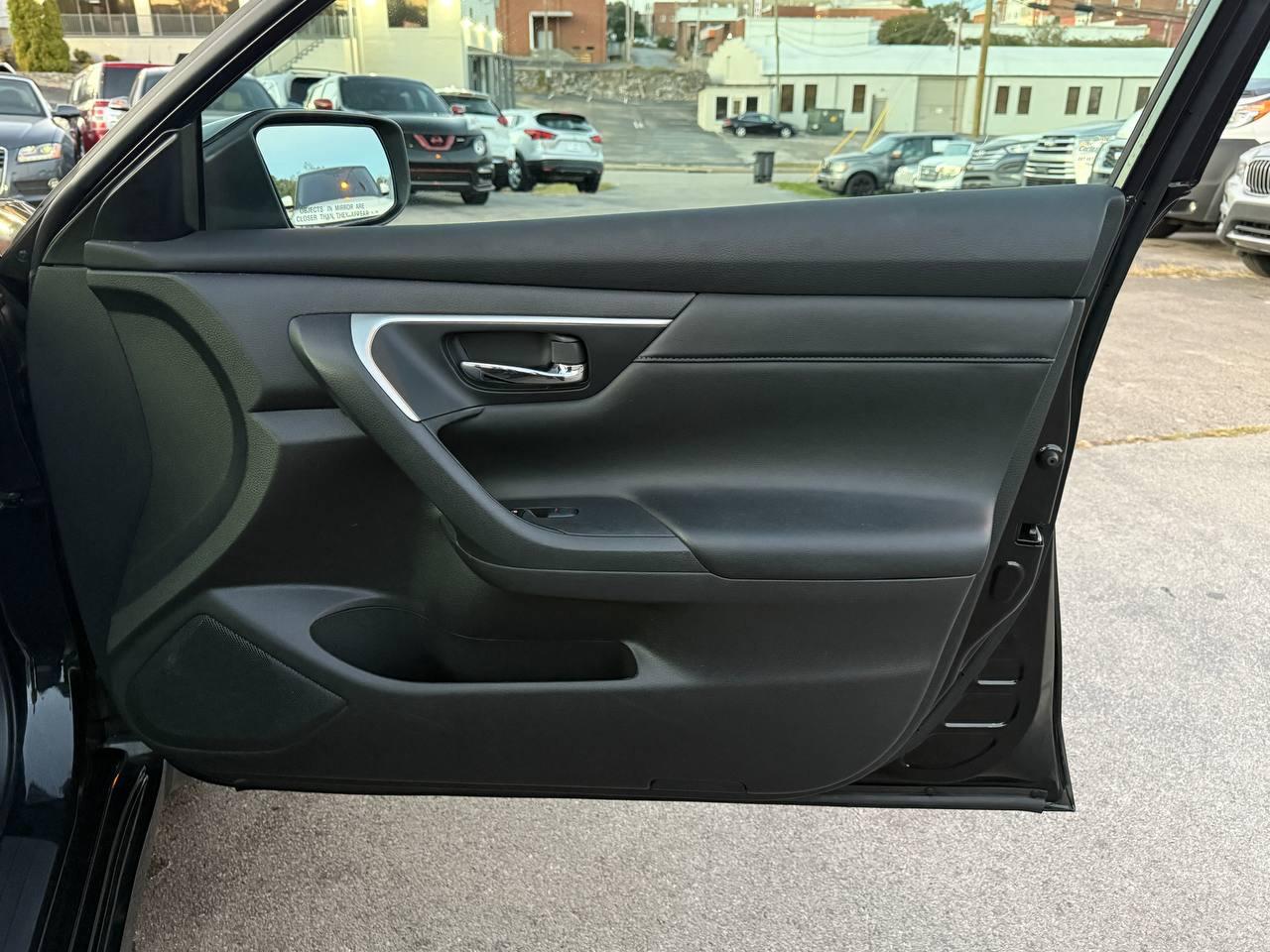 Nissan Altima 2.5 SR 2017