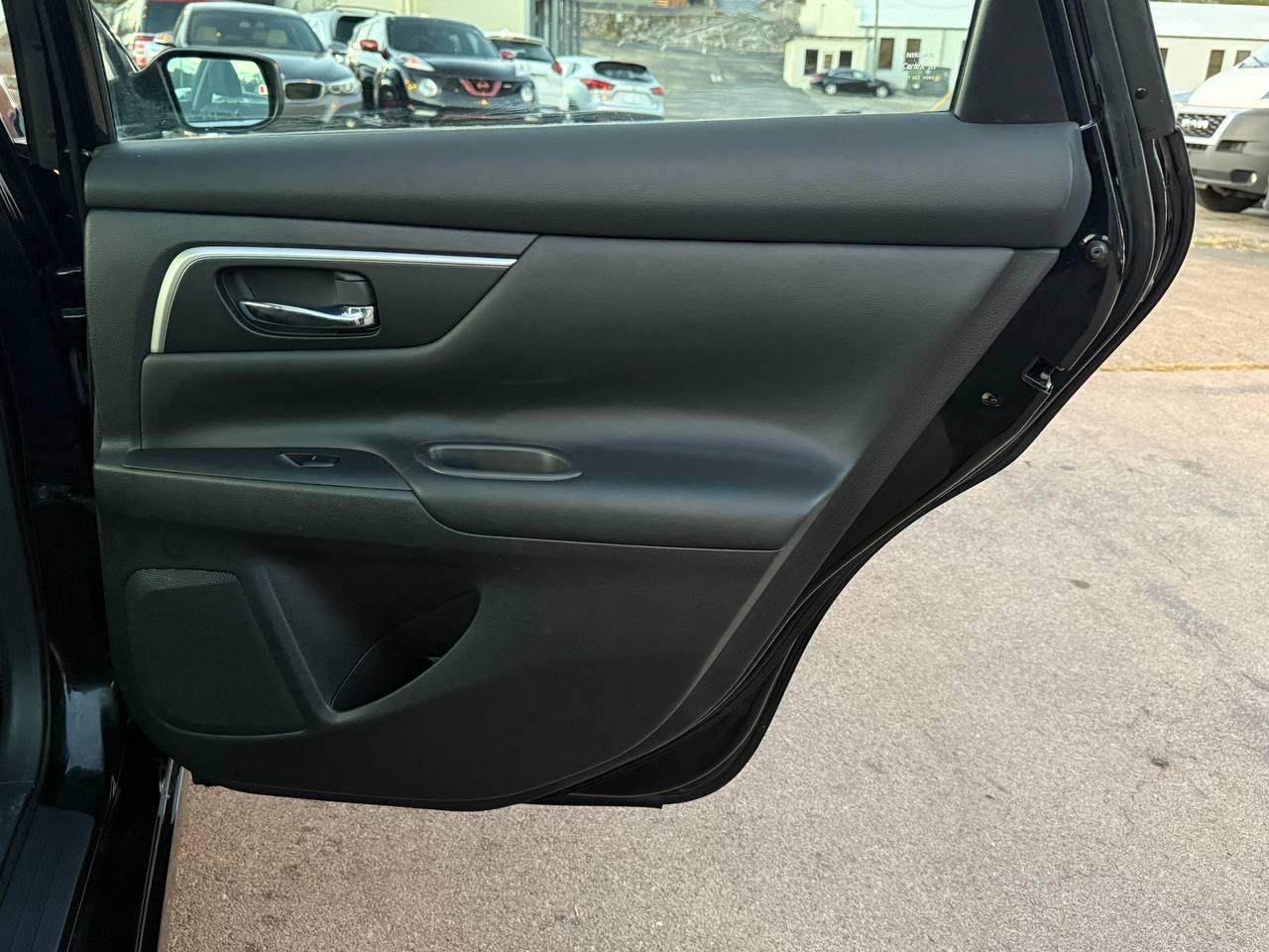 Nissan Altima 2.5 SR 2017