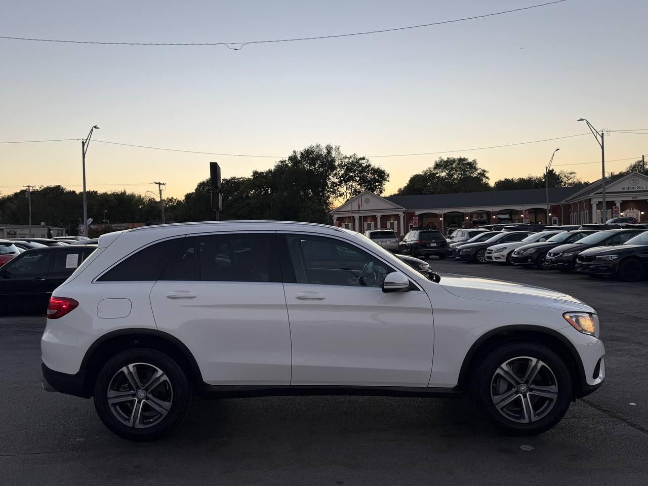 Mercedes-Benz GLC-Class GLC300 2016