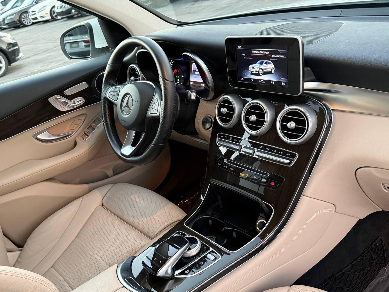Mercedes-Benz GLC-Class GLC300 2016