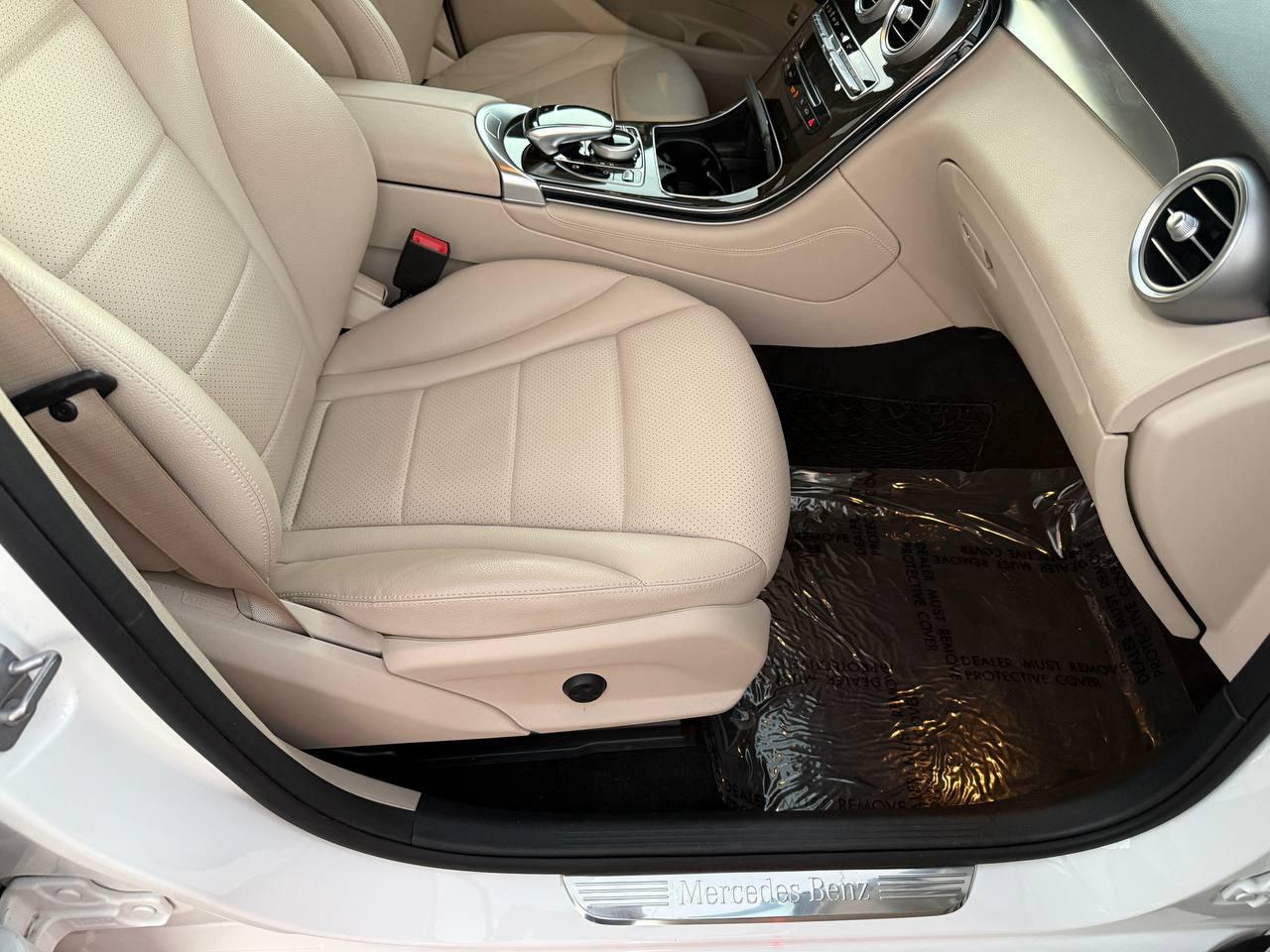 Mercedes-Benz GLC-Class GLC300 2016