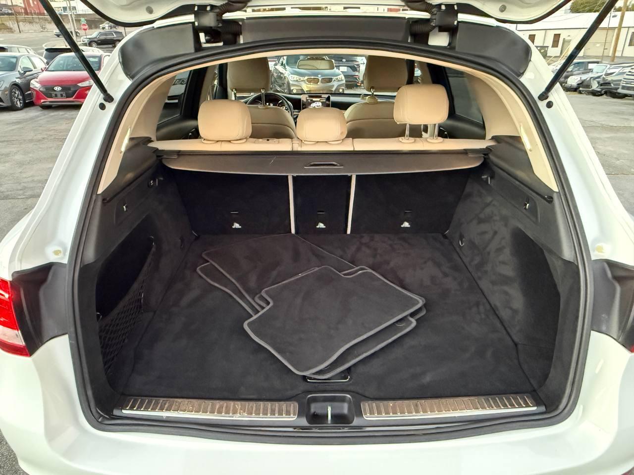 Mercedes-Benz GLC-Class GLC300 2016