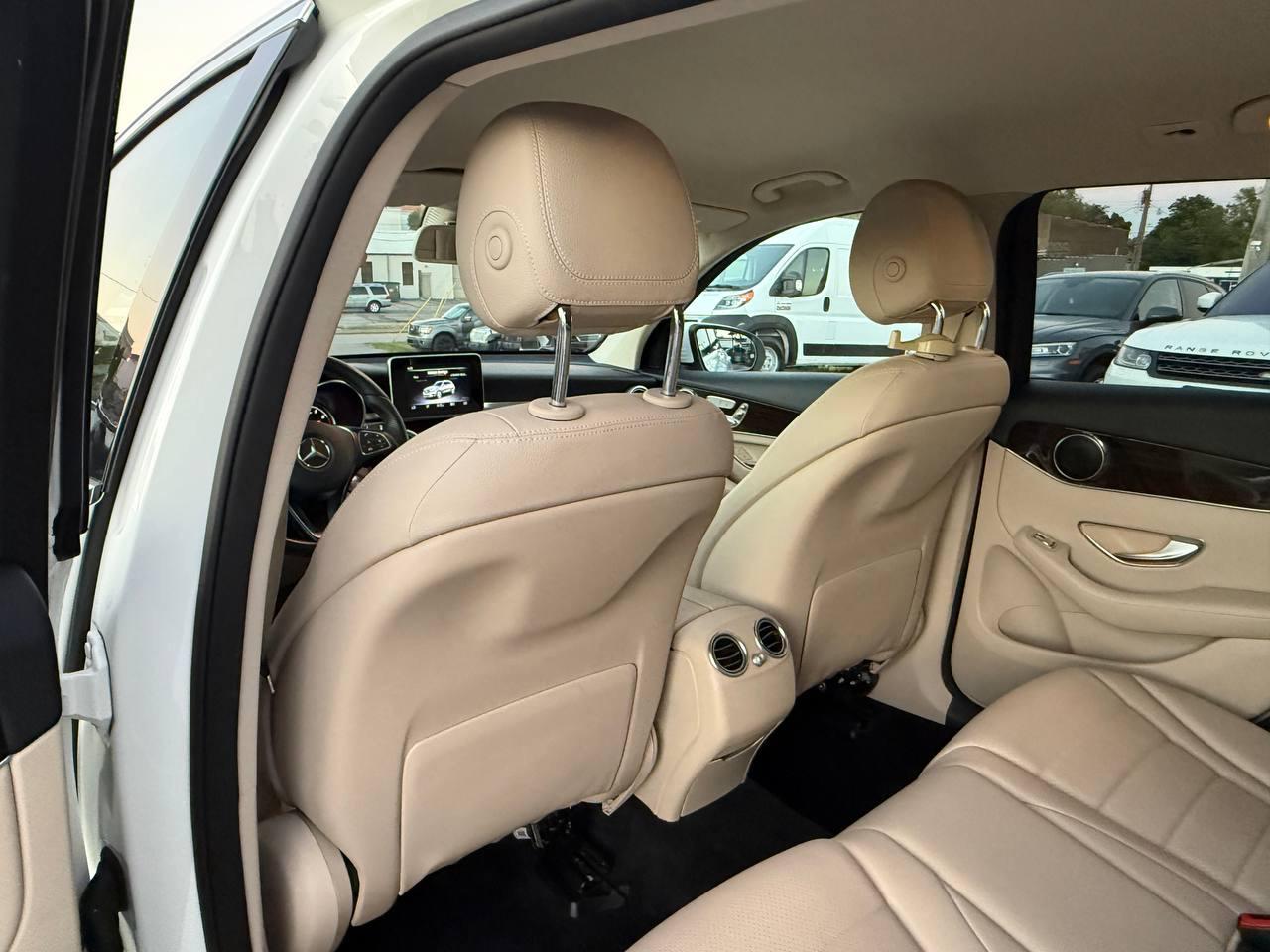Mercedes-Benz GLC-Class GLC300 2016