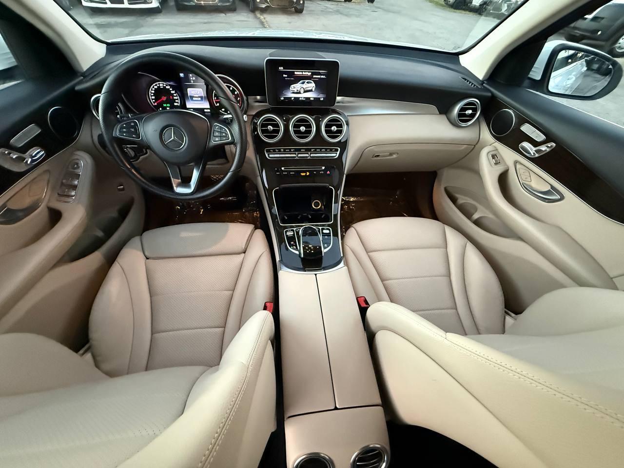 Mercedes-Benz GLC-Class GLC300 2016