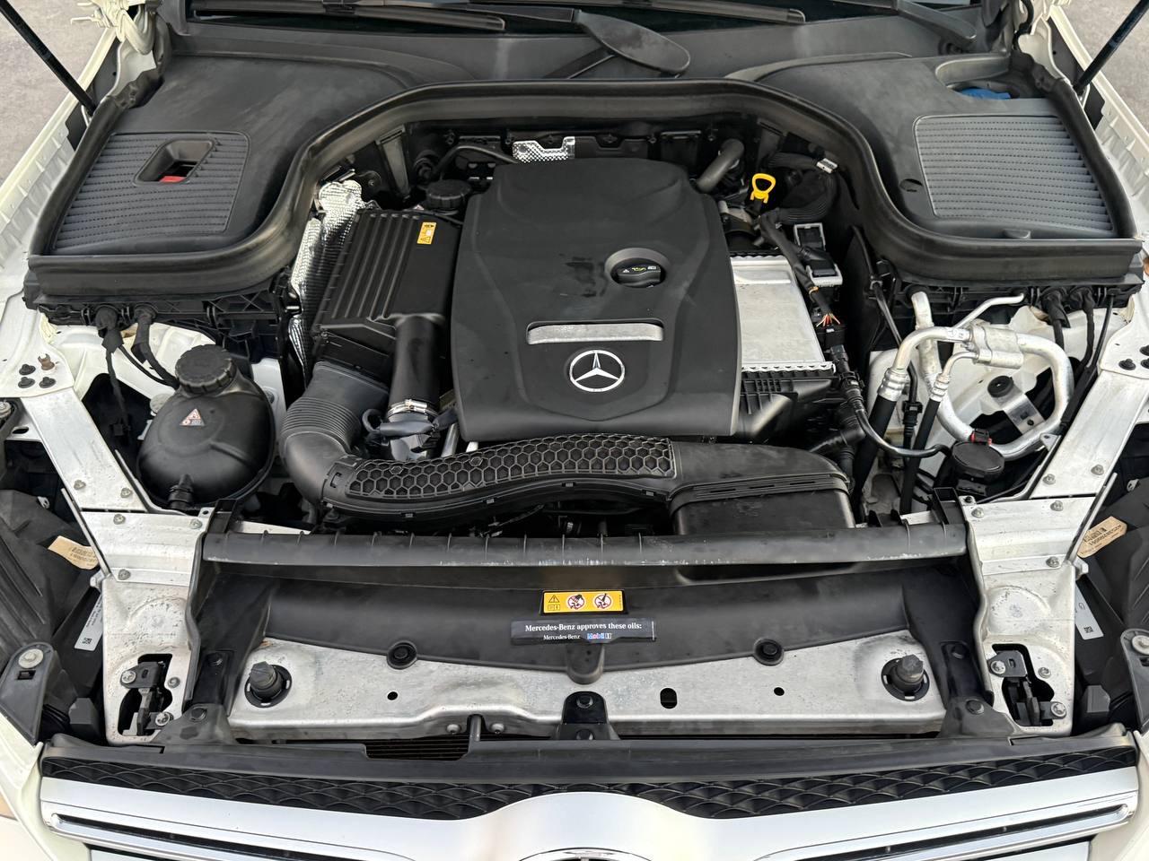 Mercedes-Benz GLC-Class GLC300 2016