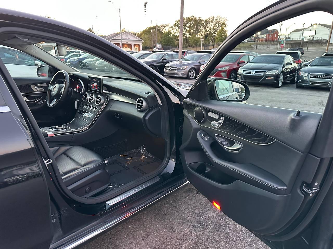 Mercedes-Benz C-Class C300 Sedan 2017