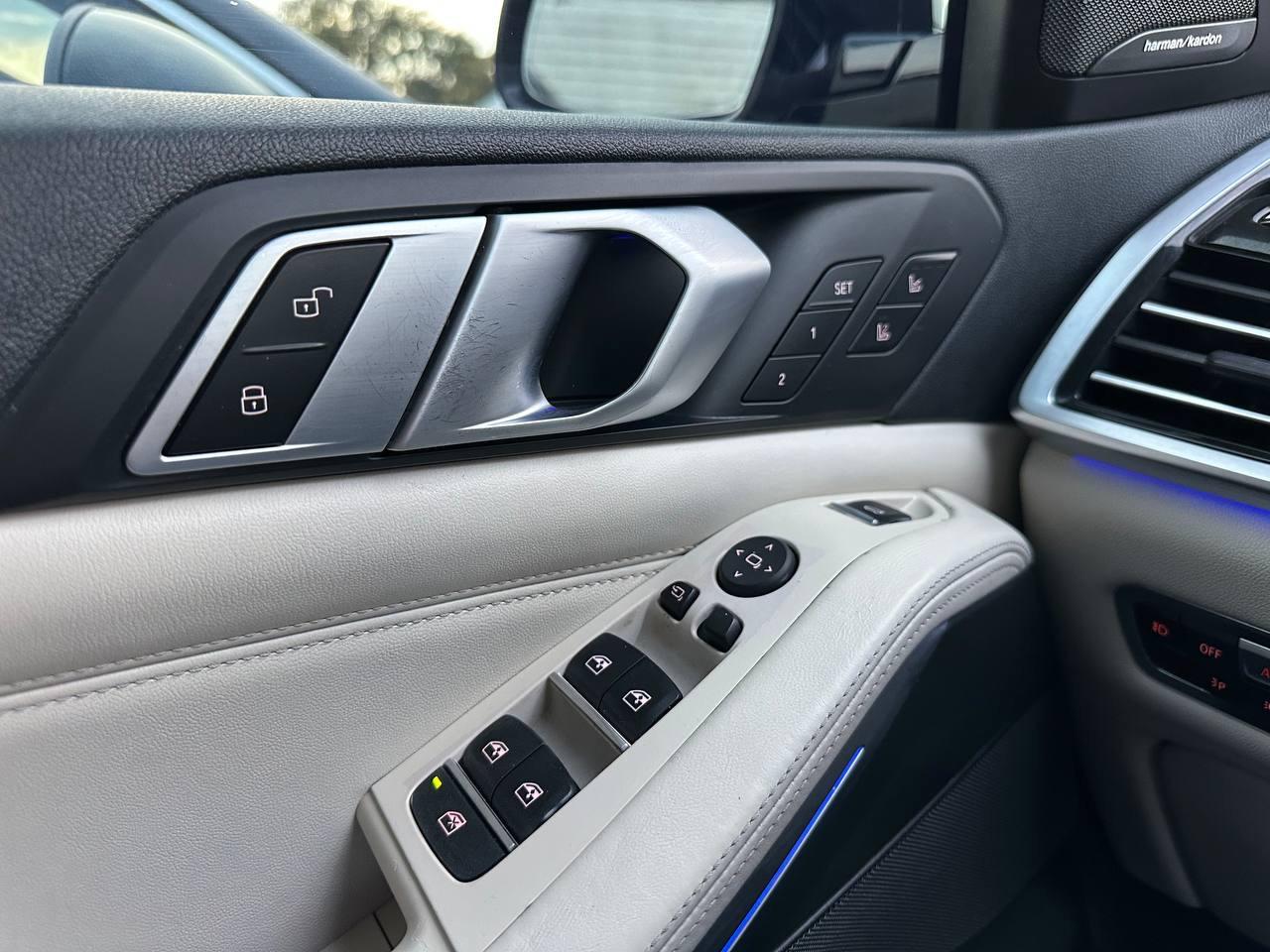 BMW X5  2019