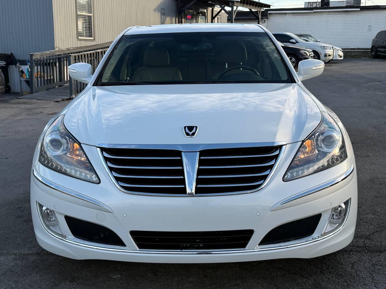Hyundai Equus Signature 2013