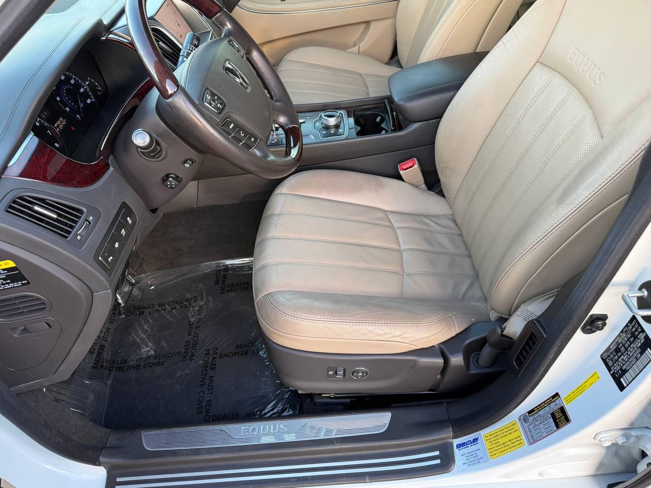Hyundai Equus Signature 2013