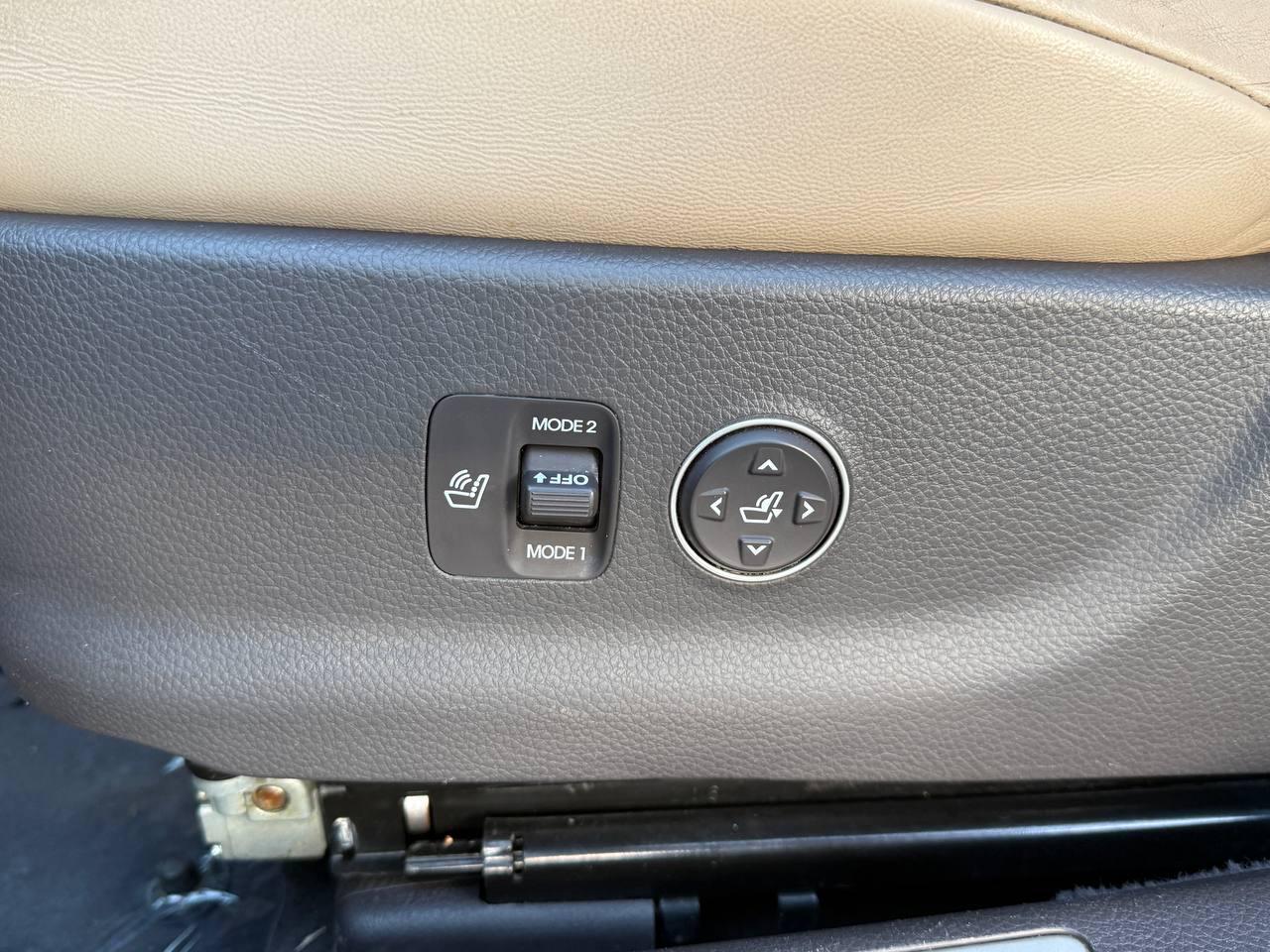 Hyundai Equus Signature 2013