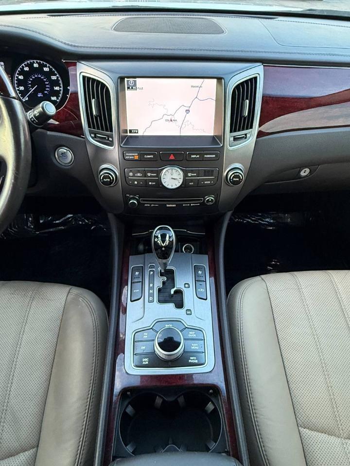 Hyundai Equus Signature 2013