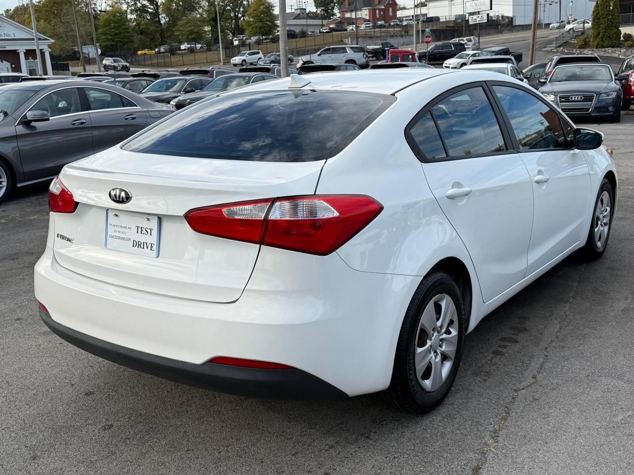 Kia Forte LX w/Popular Package 2016