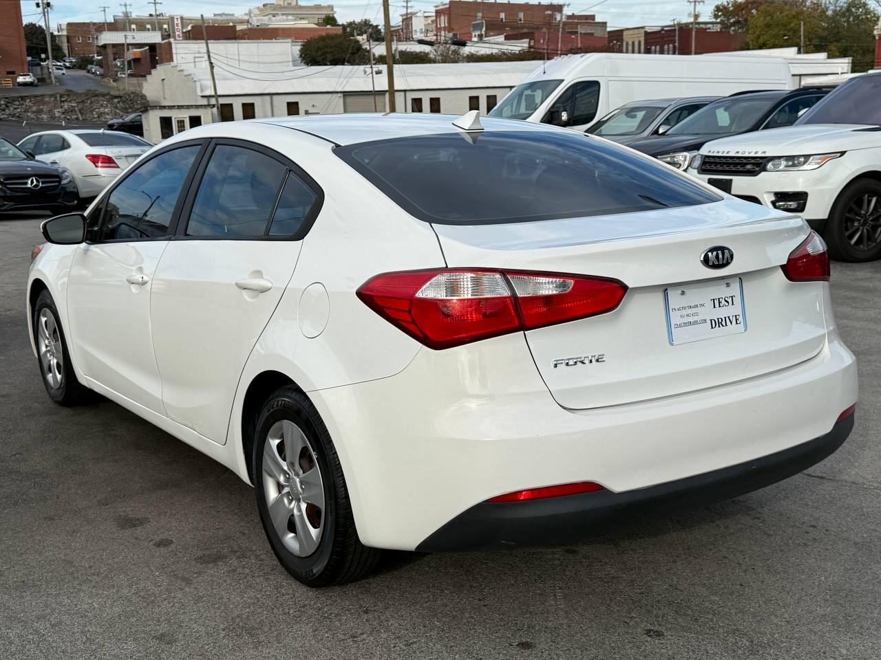 Kia Forte LX w/Popular Package 2016