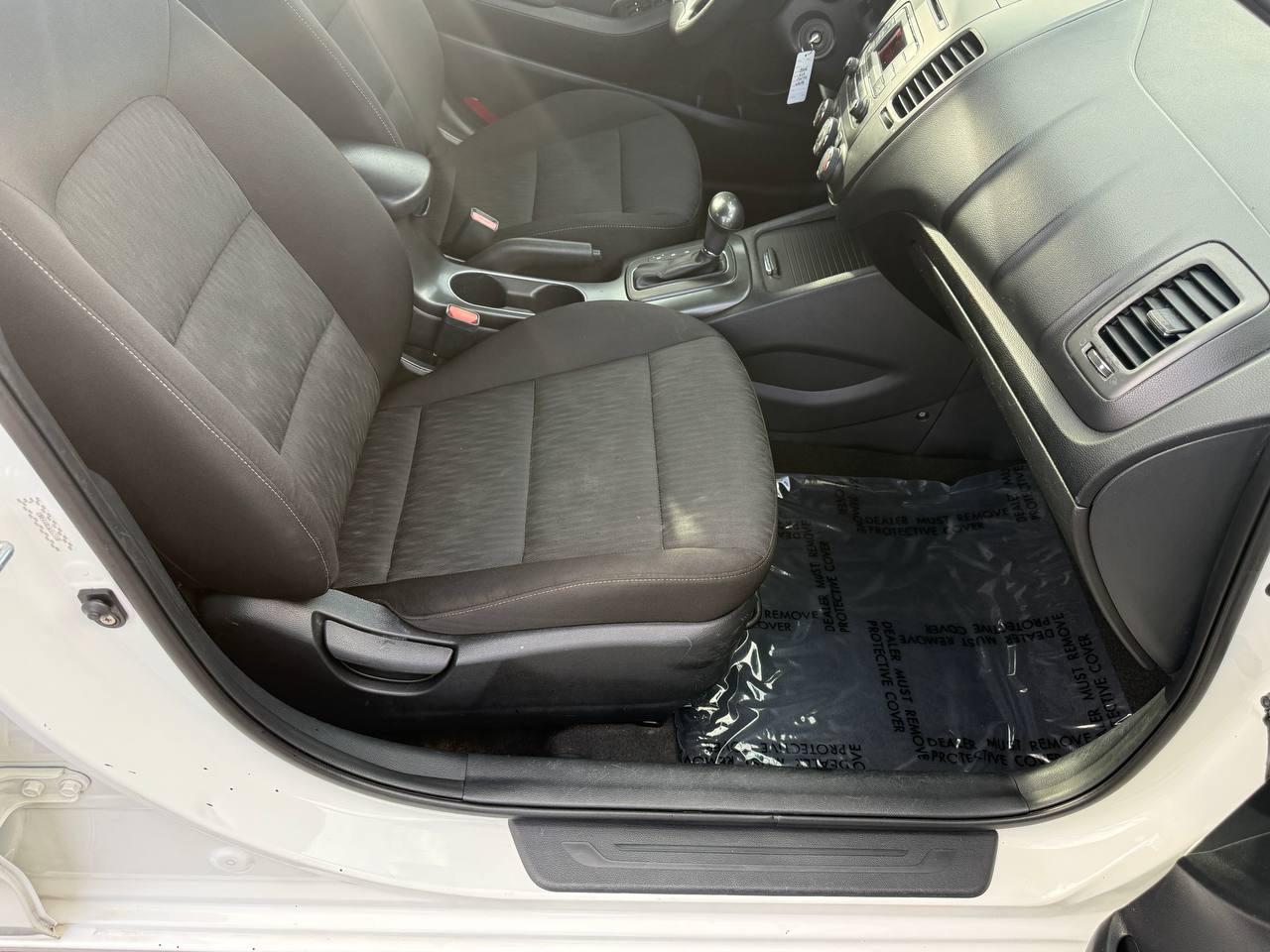 Kia Forte LX w/Popular Package 2016