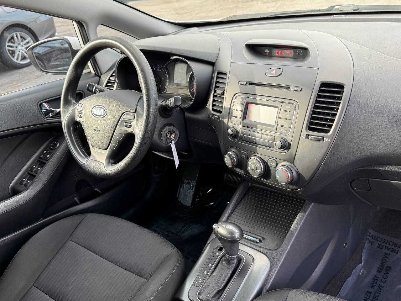 Kia Forte LX w/Popular Package 2016