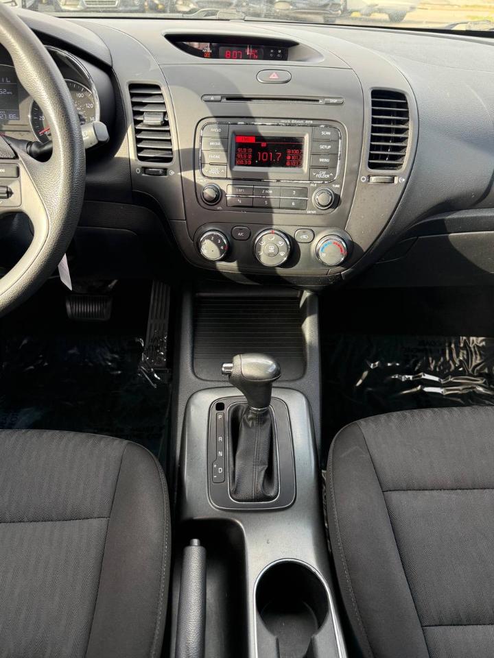 Kia Forte LX w/Popular Package 2016