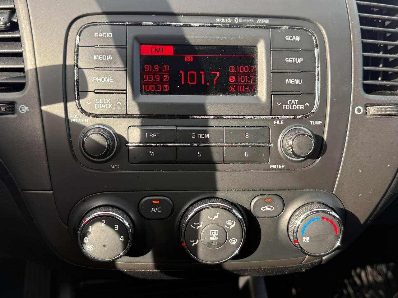 Kia Forte LX w/Popular Package 2016