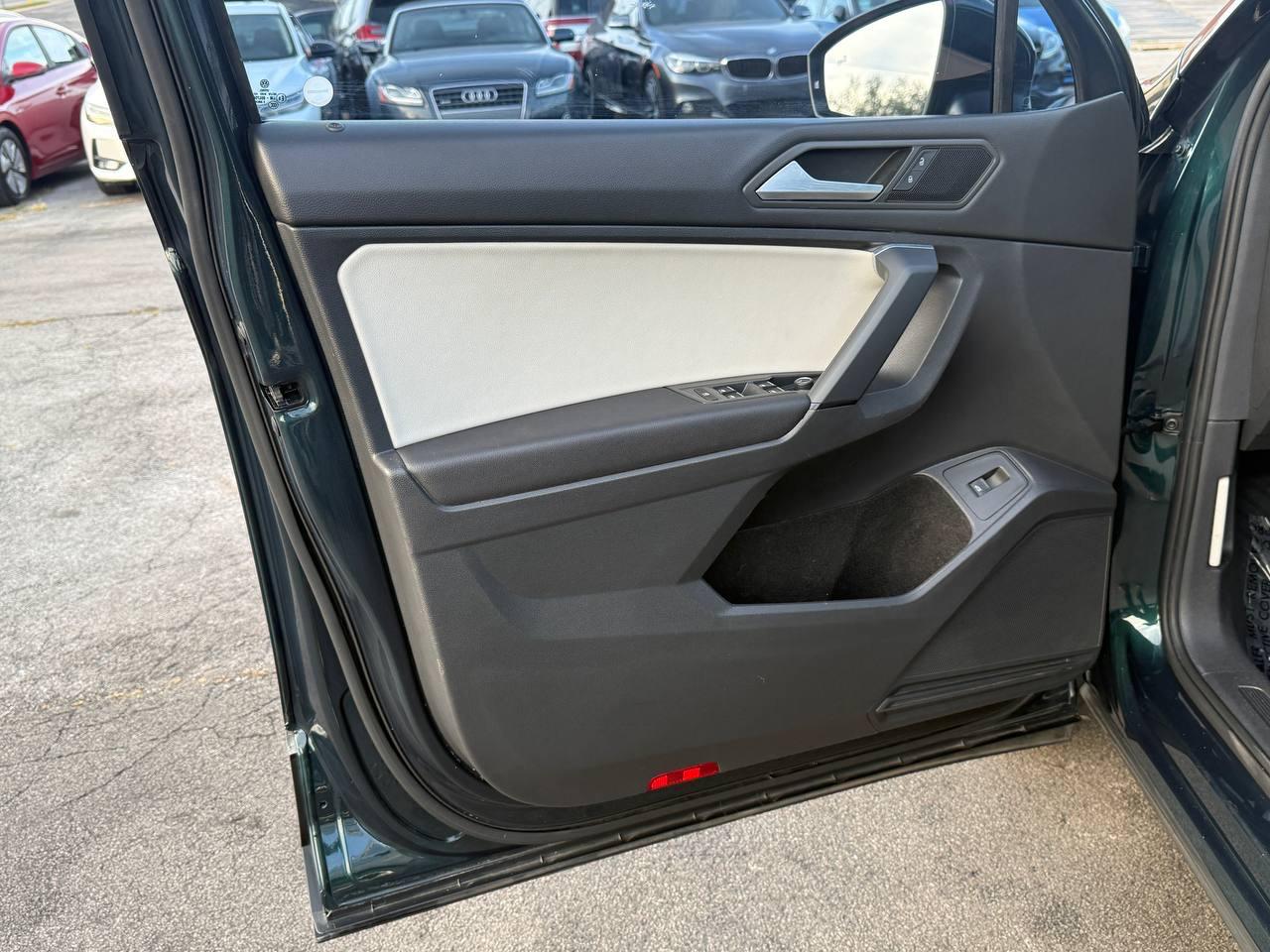 Volkswagen Tiguan SEL 2019