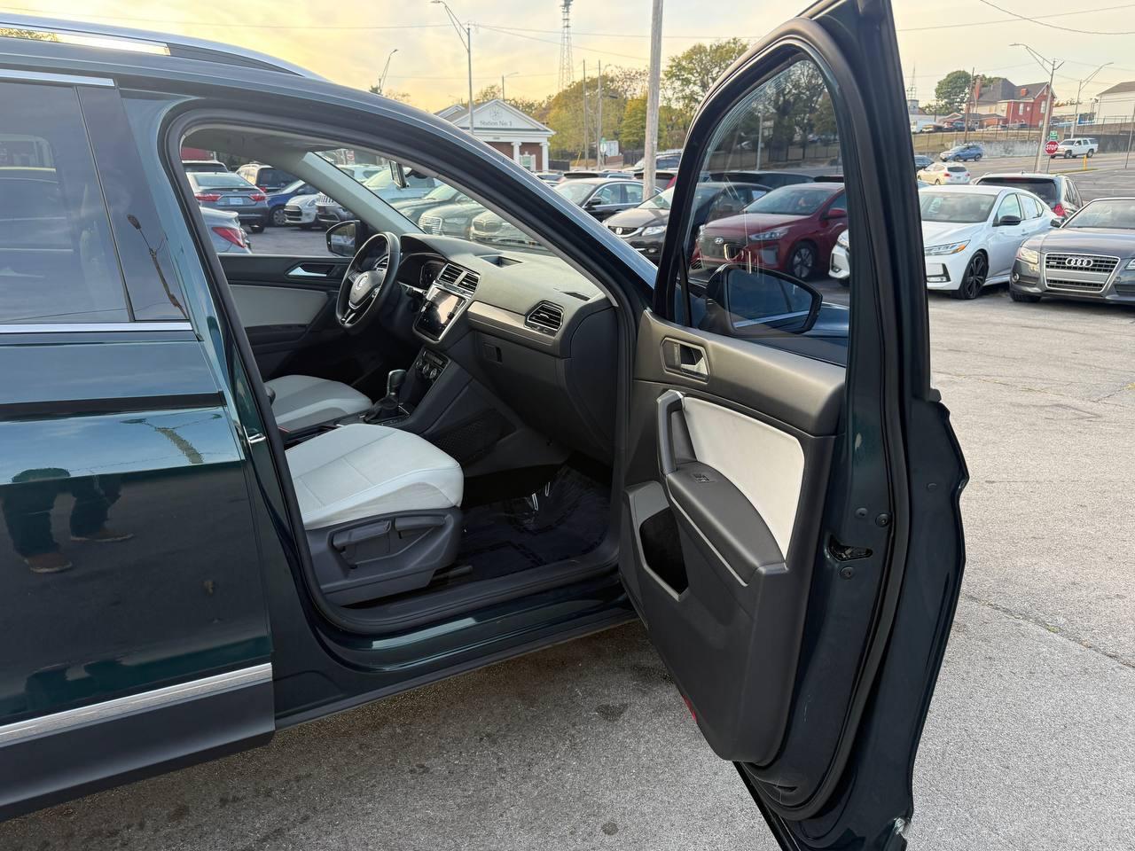 Volkswagen Tiguan SEL 2019