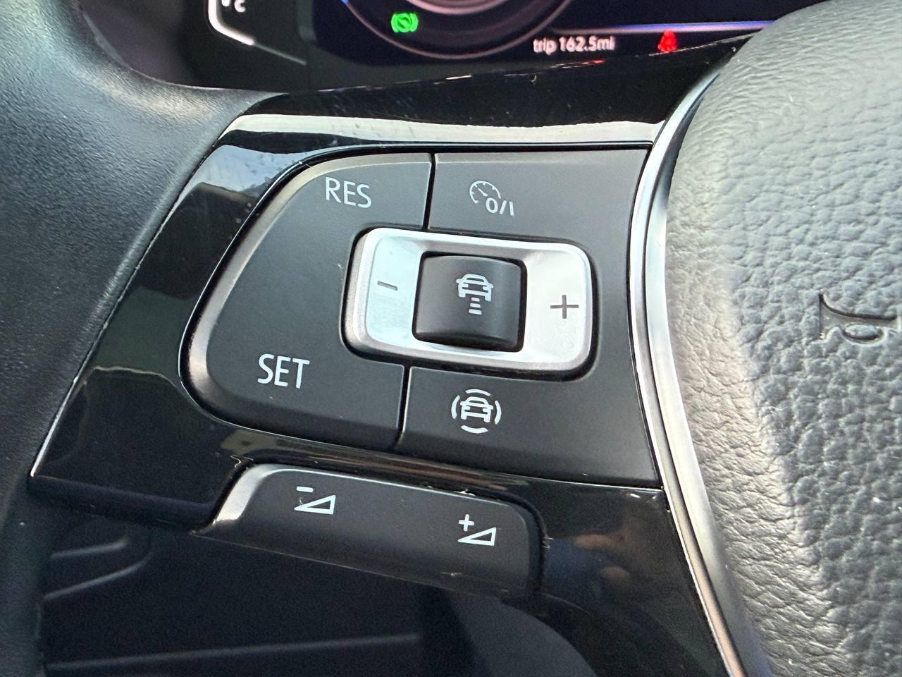 Volkswagen Tiguan SEL 2019