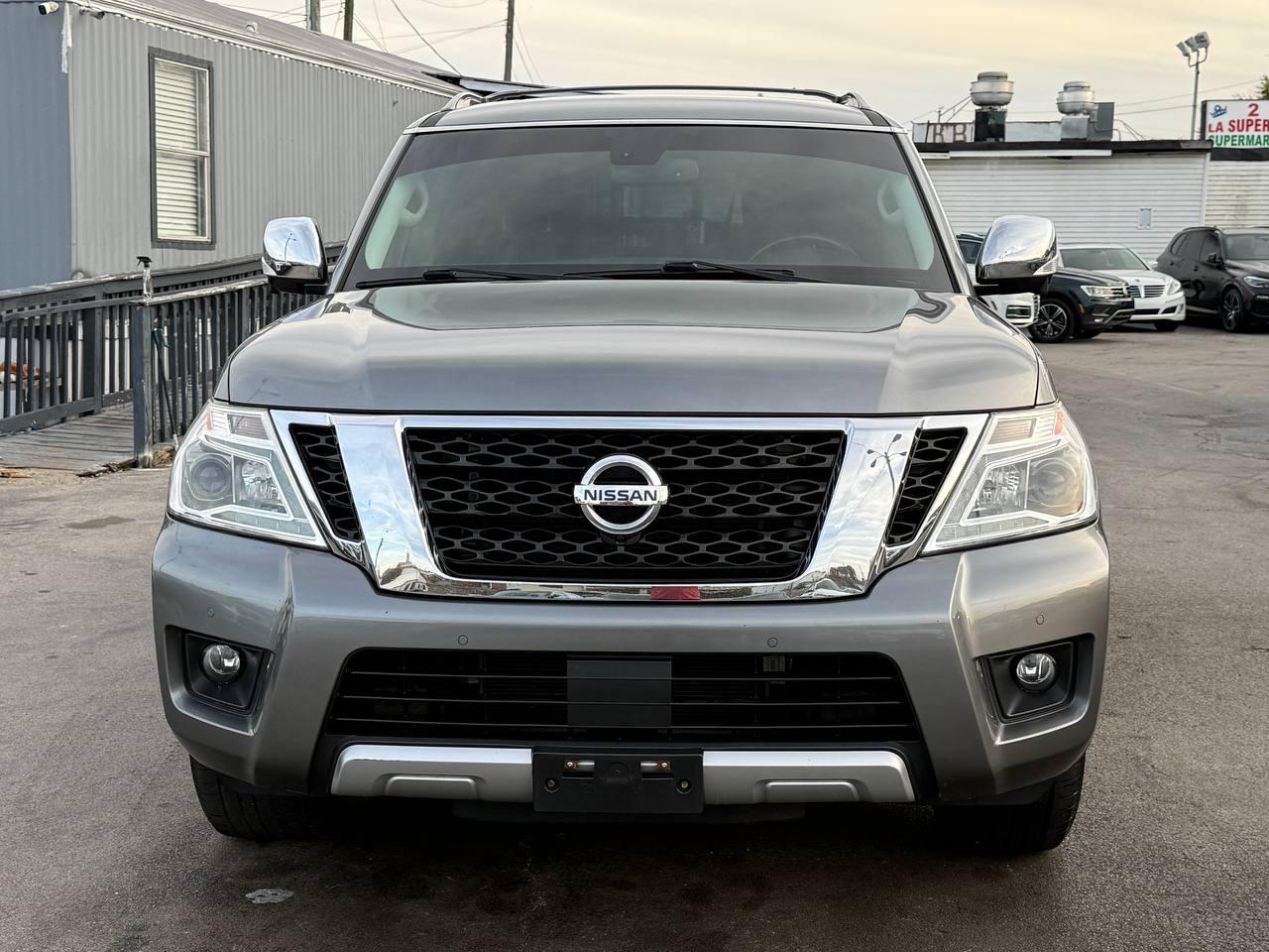 Nissan Armada Platinum AWD 2017