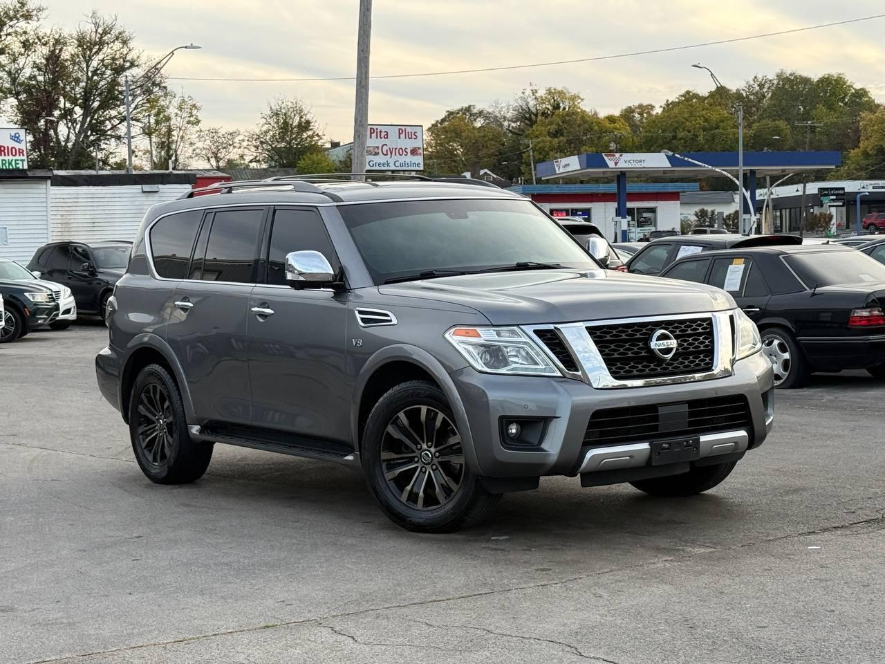 Nissan Armada Platinum AWD 2017